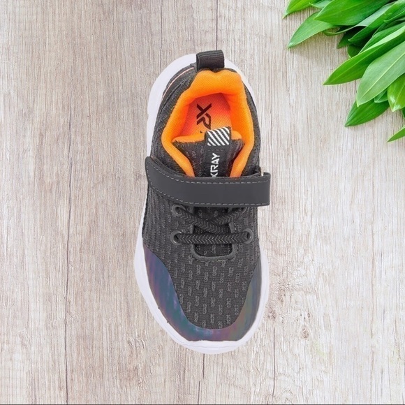 Xray Miles Knit Sneaker in Dark Gray 6M - Picture 5 of 10